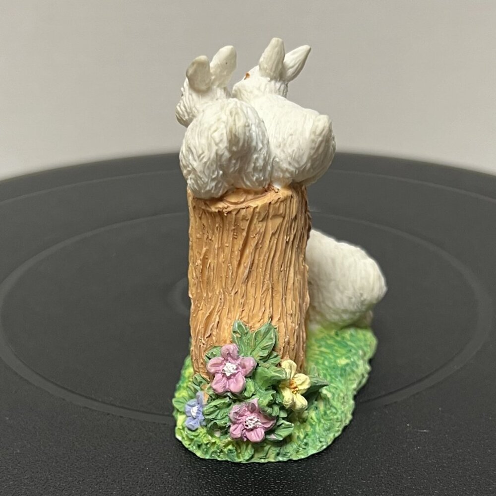 2 Resin Rabbit Family Easter Napkin Rings - Picture 3 of 4